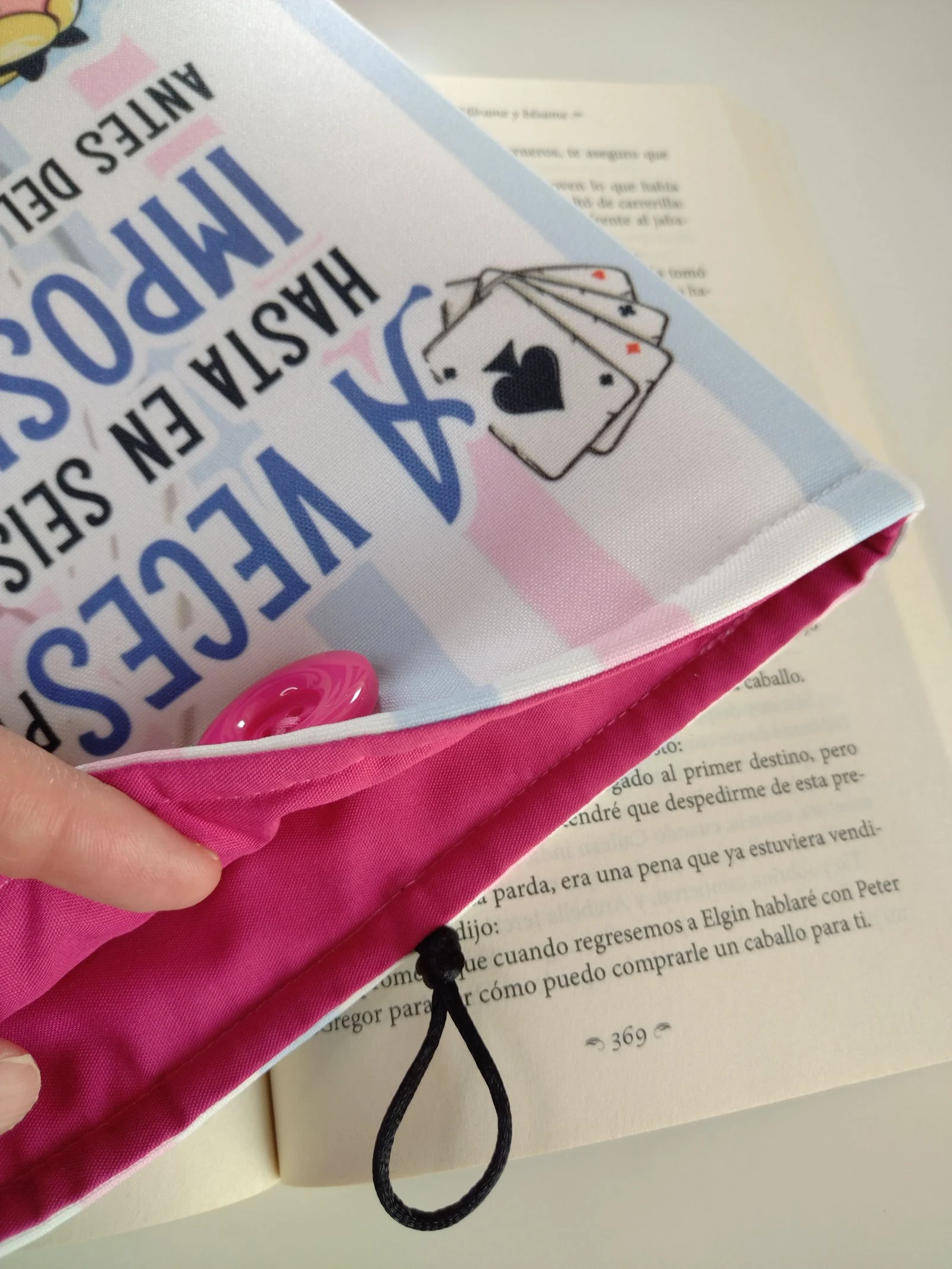 Funda para libros o tablets - Alicia en el país de las Maravillas -  Hecha a mano – photo 4